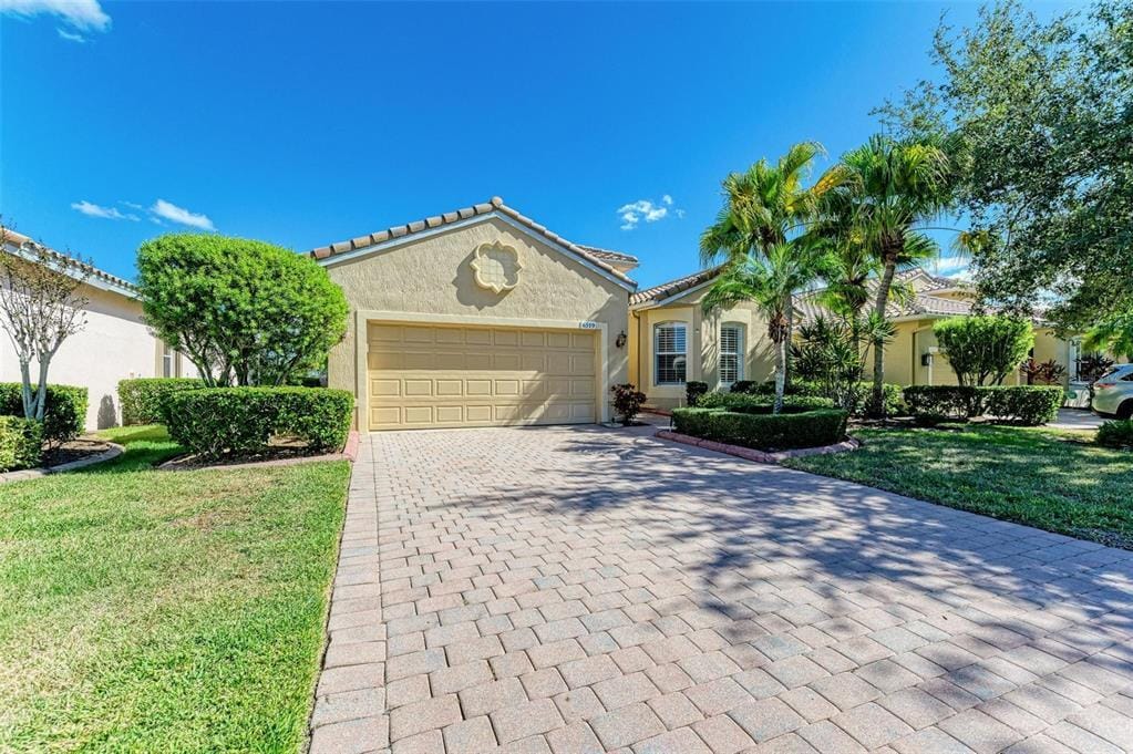6519 43rd Ct E, Sarasota, FL 34243 House Rental in Sarasota, FL