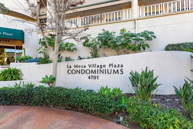 Building Photo - 4701 Date Ave