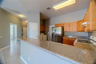 Building Photo - 2804 W Agate Ave