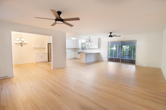 Foto del edificio - 2320 Wofford Rd