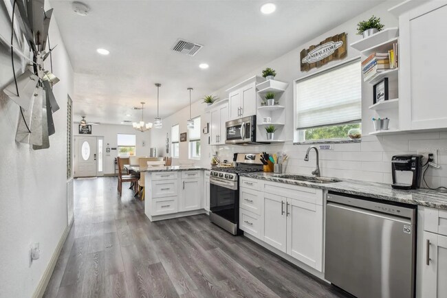 Foto del edificio - 4125 W Nassau St