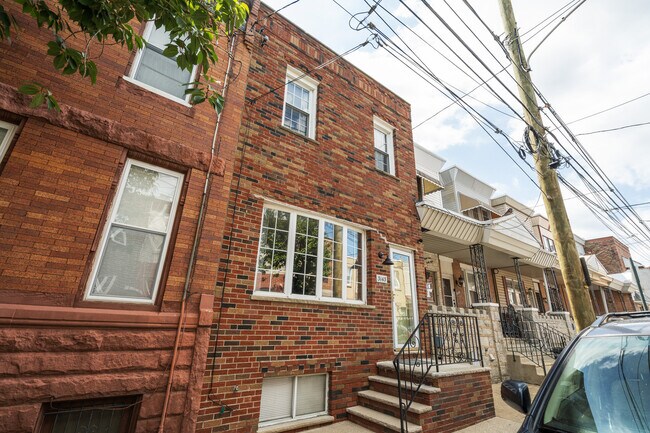 Foto del edificio - 3143 Salmon St