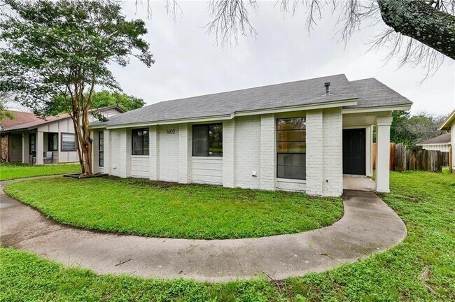 Foto del edificio - 1602 W Braker Ln