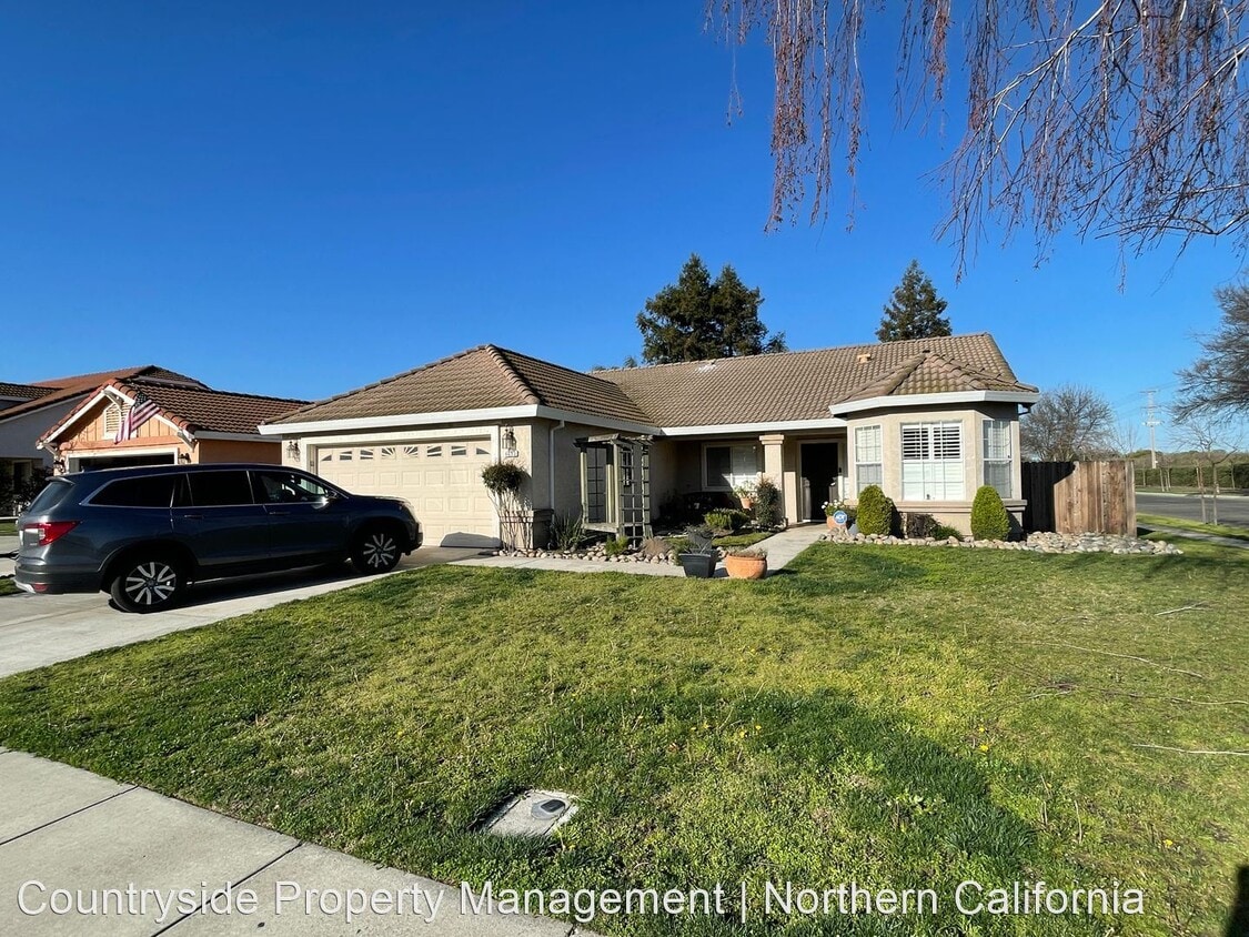 4653 McKenna Dr, Turlock, CA 95382 House Rental in Turlock, CA