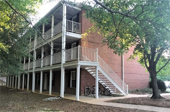 Foto del edificio - 154 E University Dr