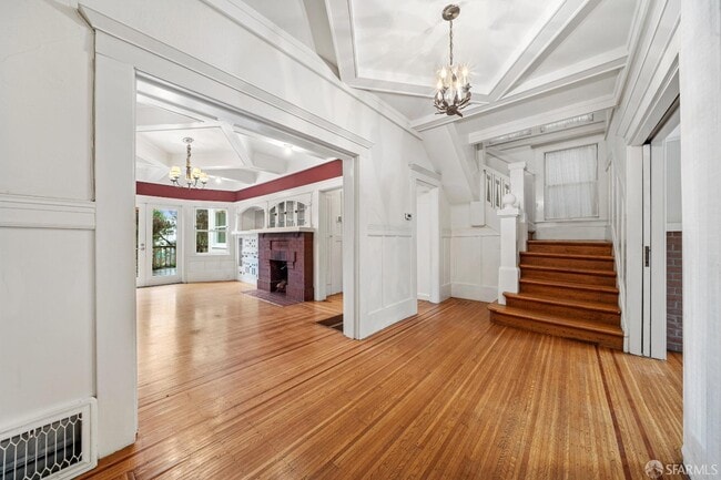 Building Photo - 119 14th Ave