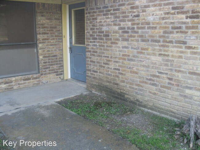 Foto del edificio - 2 br, 1.5 bath House - 1003 Poplar Street