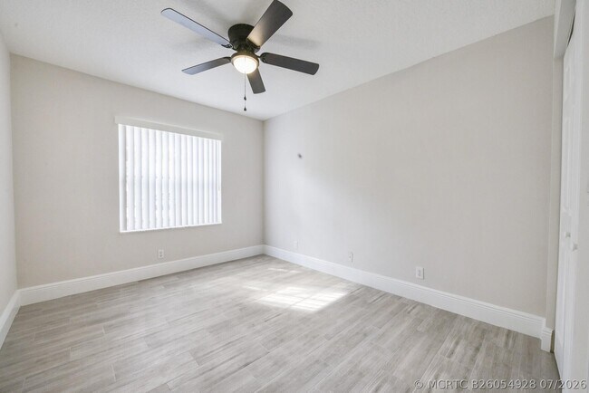 Foto del edificio - 172 Jones Creek Dr