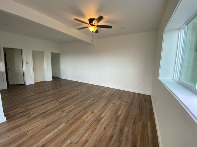 Building Photo - 1209 Akipola St