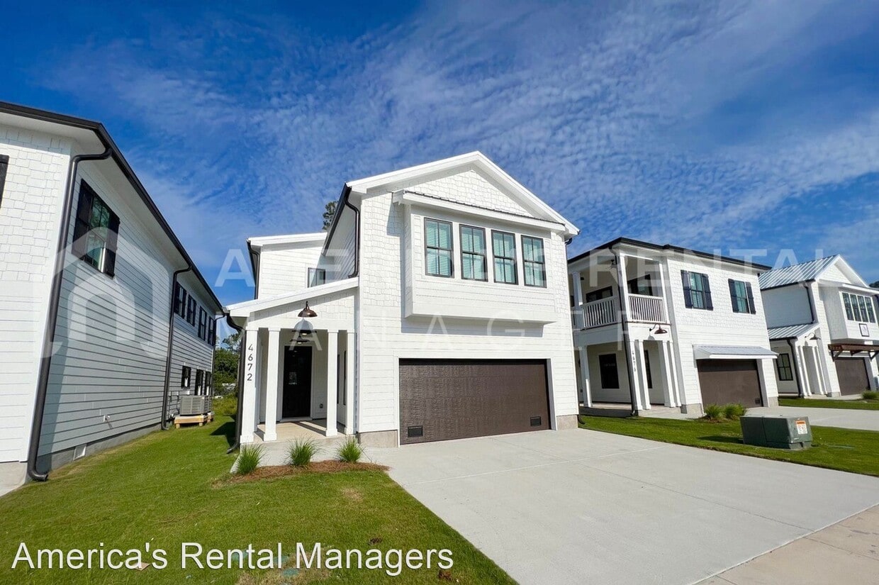 Foto principal - 3 br, 2.5 bath House - 4672 Casablanca Drive