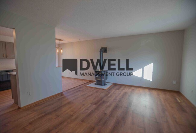 Building Photo - Single Family Home in SW Rochester