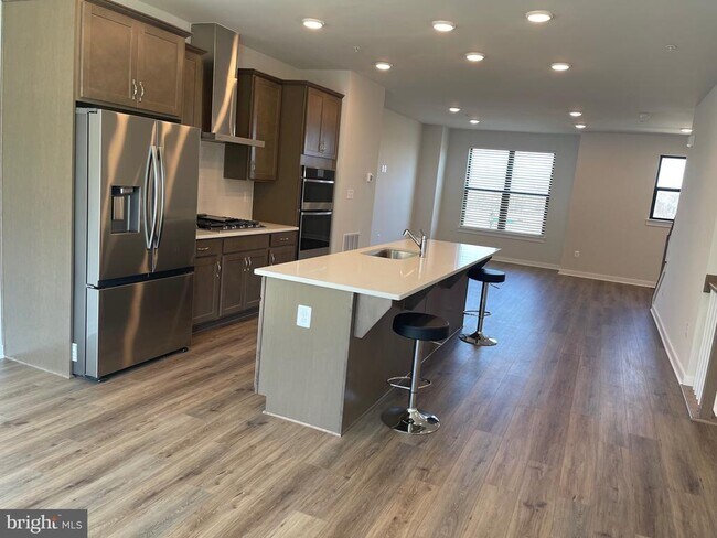 Foto del edificio - 5014 Henry King Wy