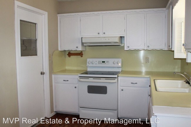 Building Photo - 3 br, 2 bath House - 4745 Koelsch Dr