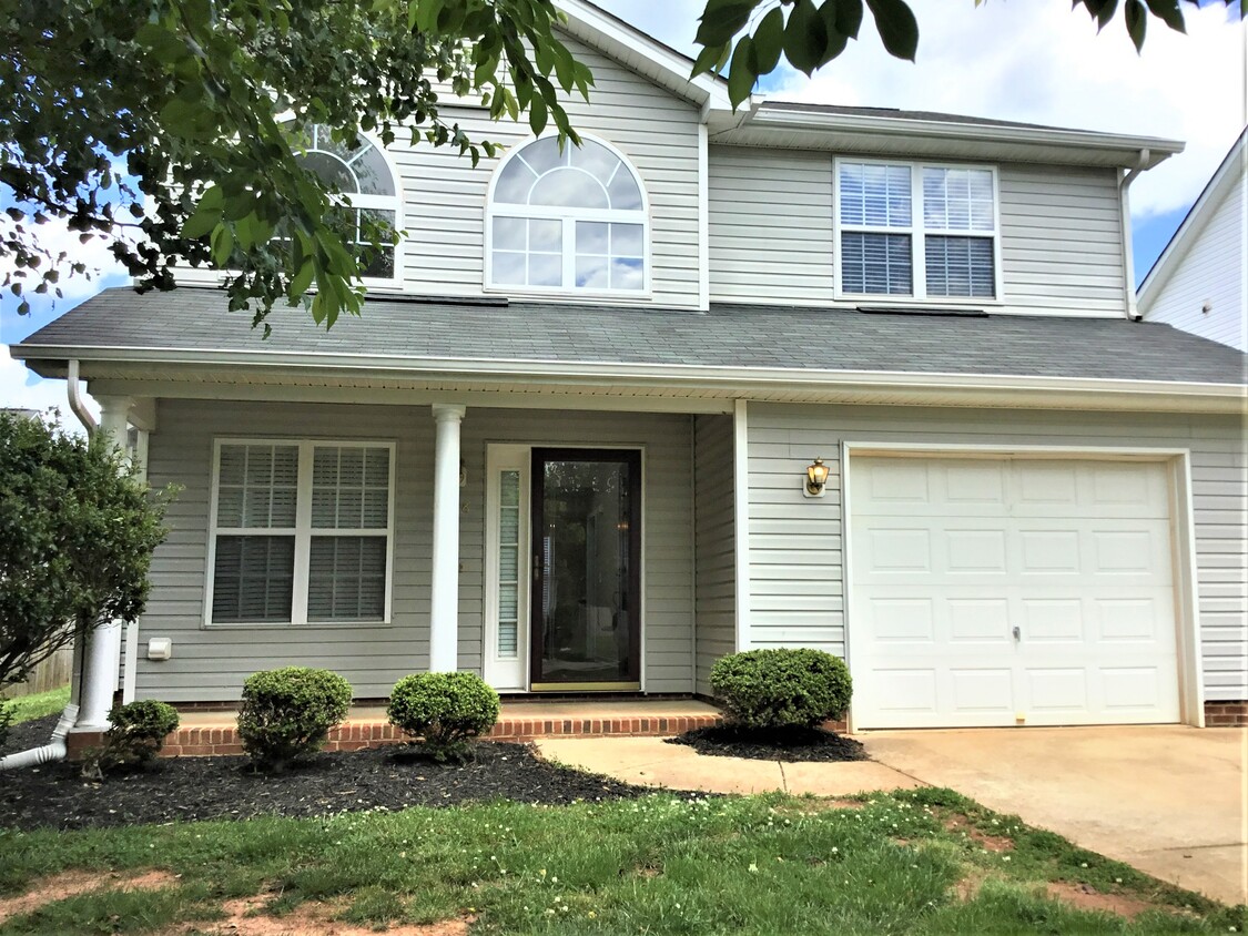 Primary Photo - 408 Sunland Drive