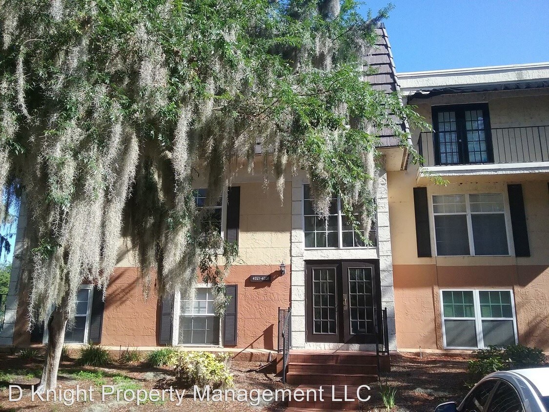 Primary Photo - 4021 Versailles Dr