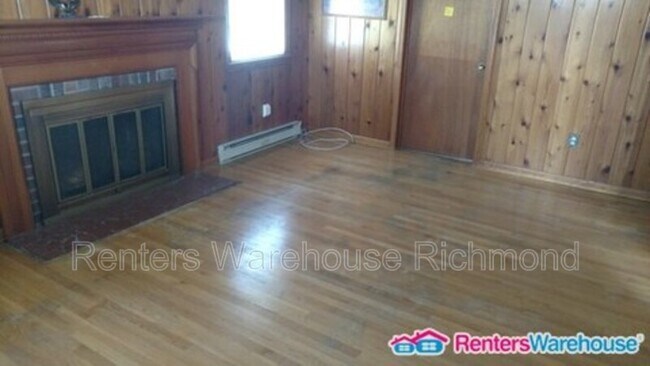 Building Photo - 3204 Aldersgate Dr