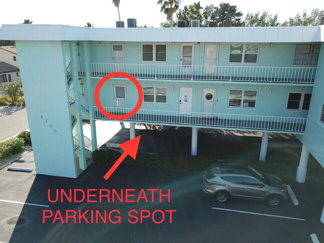 Foto del edificio - 8200 Bayshore Dr