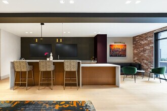 Building Photo - 1301 Callowhill St