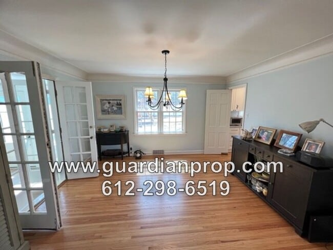 Foto del edificio - Highland Park House Available December 1st...