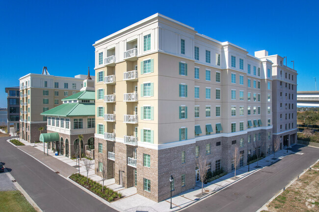 Foto del edificio - Ferry Wharf Condos