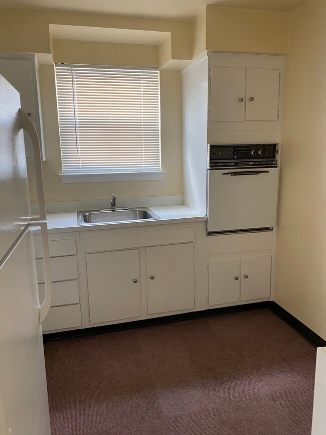 235 S Park Way Unit 2, Broomall, PA 19008 Condo for Rent in Broomall