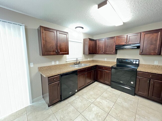 Foto del edificio - Charming 3 Bedroom, 2 Bathroom Home in Ocklawaha!