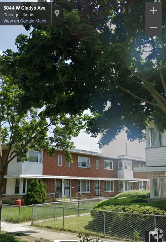 Building Photo - 5045 W Gladys Ave