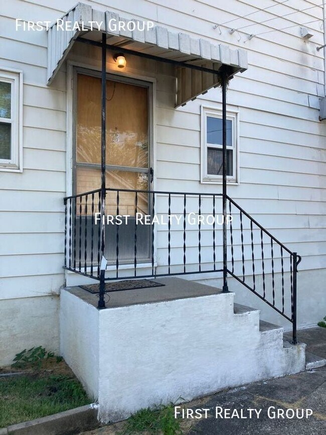 Foto del edificio - Belmont Area, 1 Bedroom Efficiency Apartme...