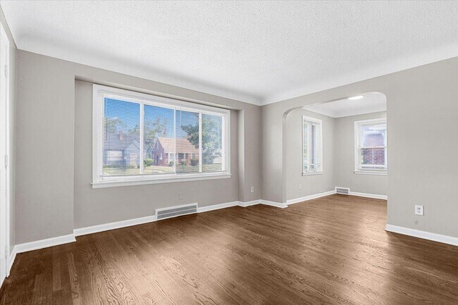 Building Photo - 18760 Faust Ave