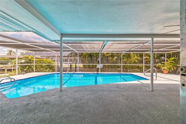 Foto del edificio - 4330 S Canal Cir
