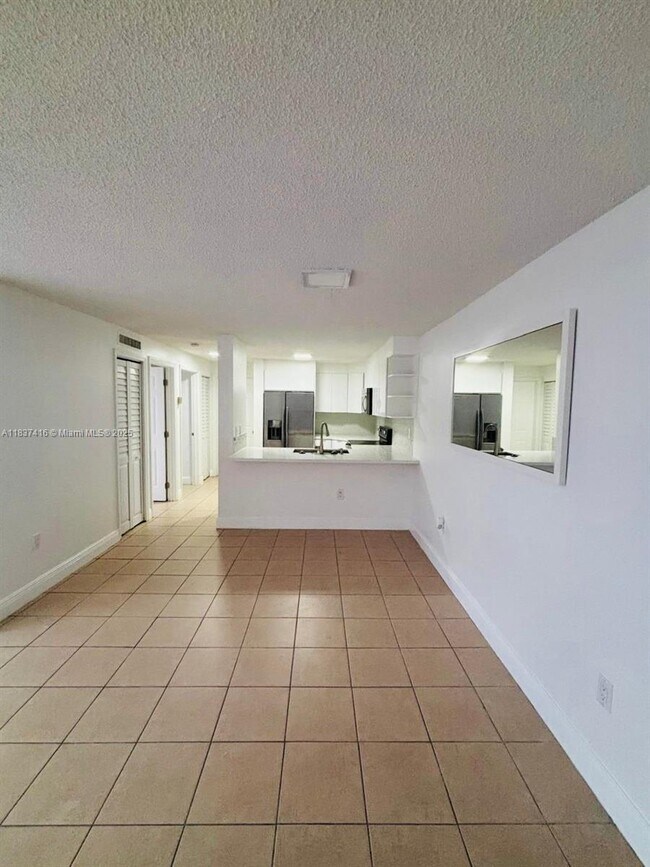 Foto del edificio - 210 SW 11th St