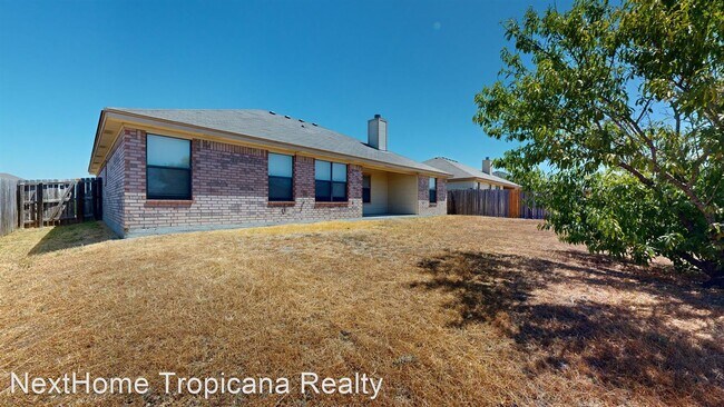 Building Photo - 4 br, 2 bath House - 2710 Littlewood Dr.