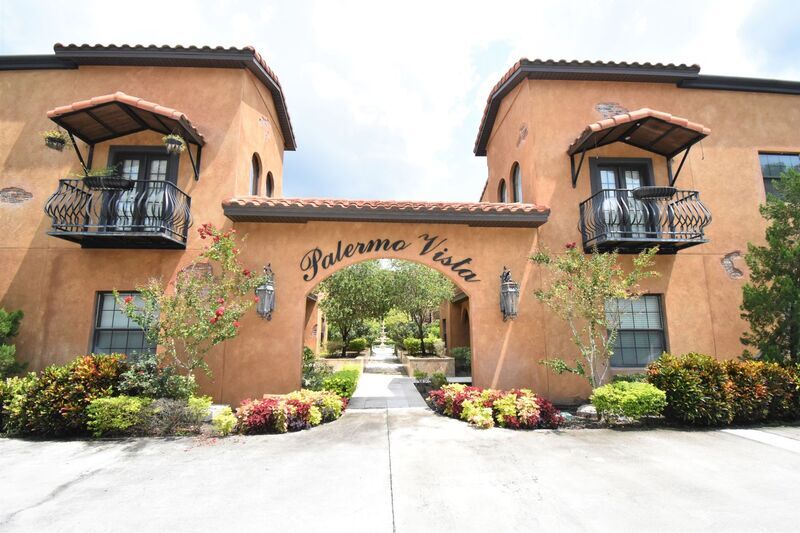Foto principal - 450 Palermo Vista Ct