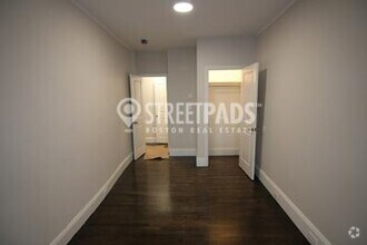 Building Photo - 24 Clearway St