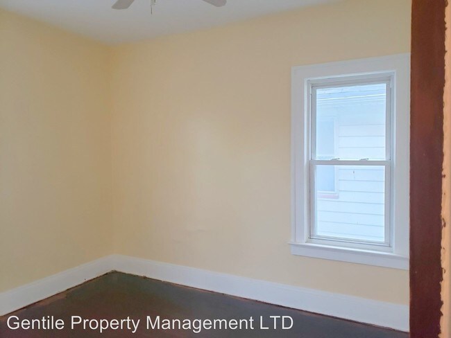 Foto del edificio - 13602-13604 Mcelhattan Ave