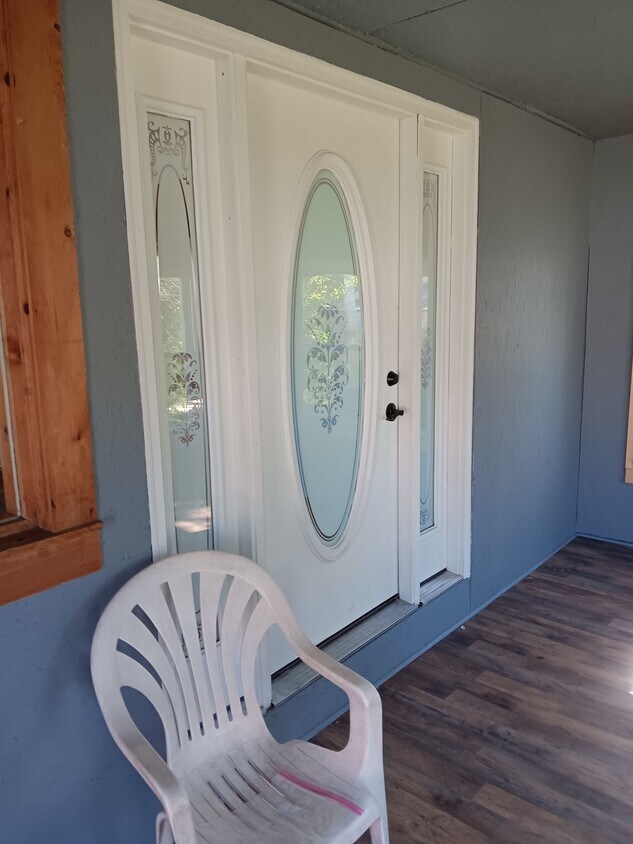 Foto del edificio - 12521 Dixie Hwy