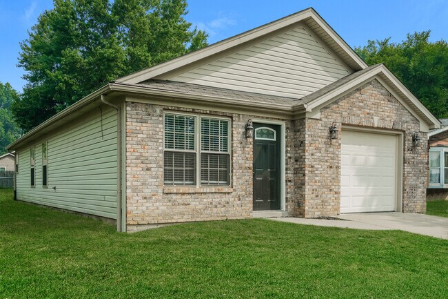 Building Photo - 3817 Fiske Ave