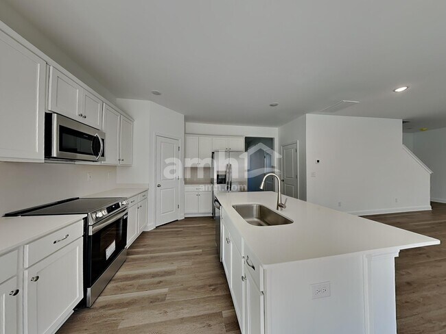 Foto del edificio - 3509 Jefferson Cor Ln