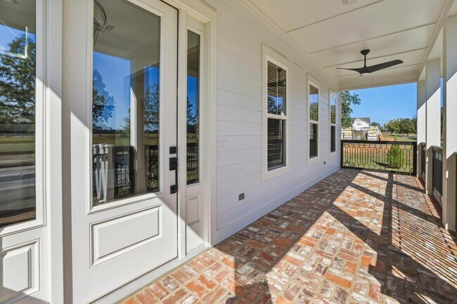 Foto del edificio - 4056 Biltmore Ave