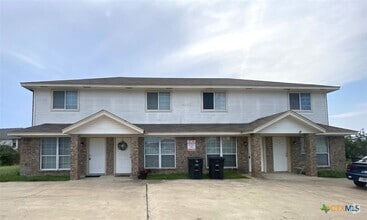 Building Photo - 4102 Nadine Dr