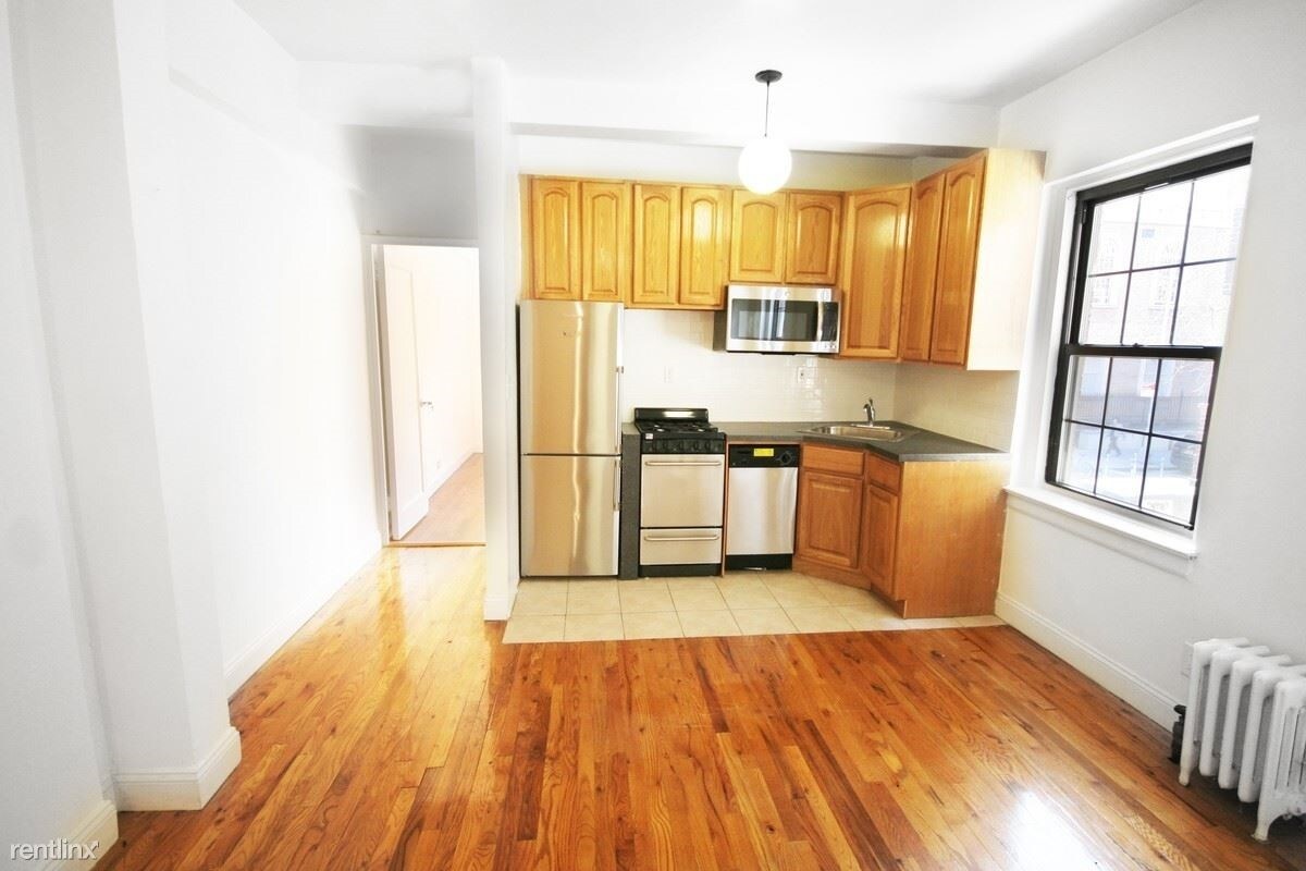 Foto del edificio - 245 E 11th St