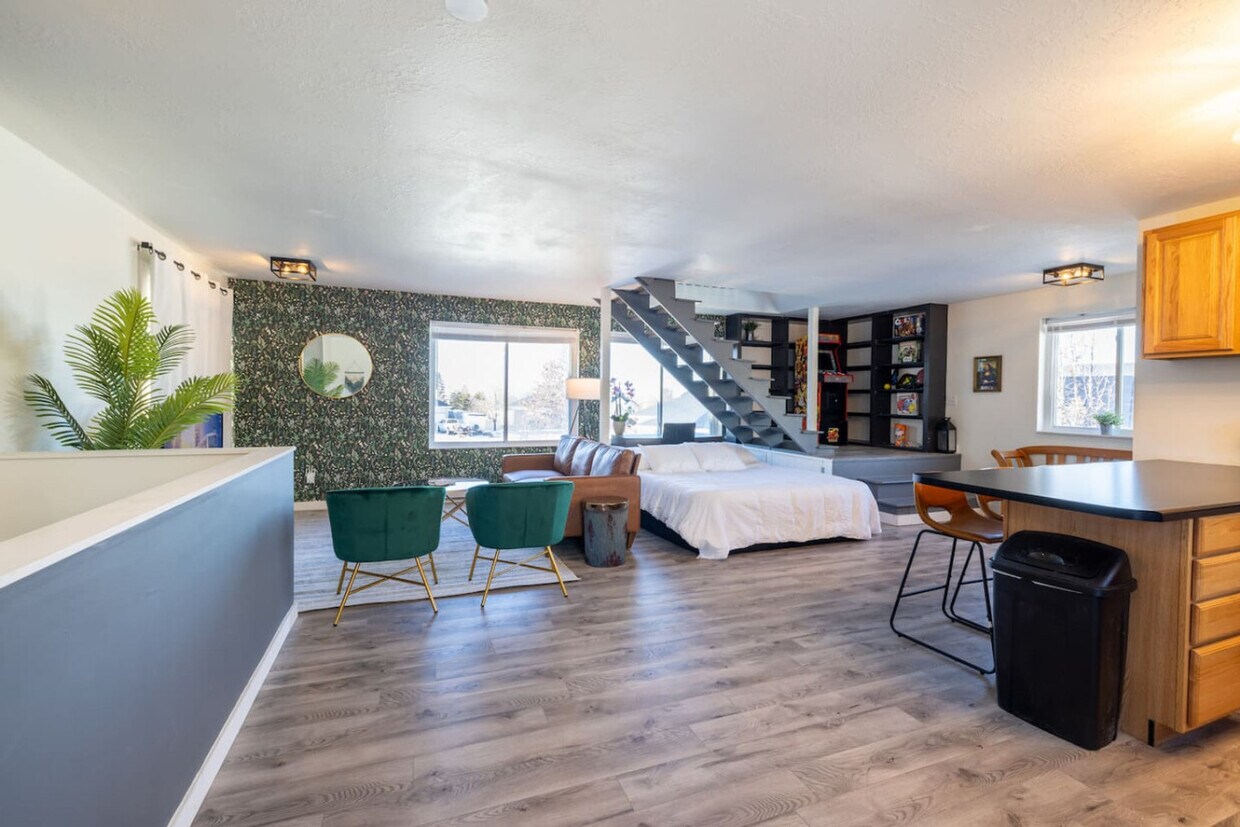 Foto principal - 13043 Mountain Crest Cir