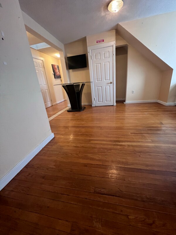 Foto del edificio - 10 Commonwealth Ave