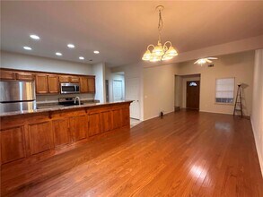 Building Photo - 3006 SW Windrift Ave