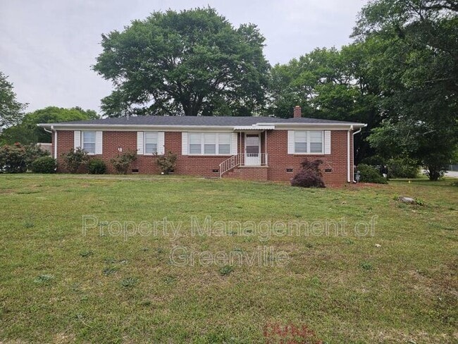 Photo - 400 Berea Dr House