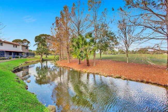 Foto del edificio - 12471 NW 3rd St