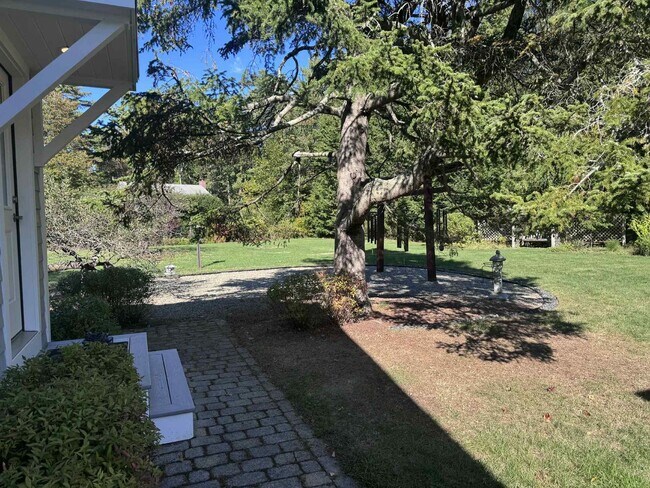 Foto del edificio - 3BR RANCH BRUNSWICK SEASONAL FURNISHED