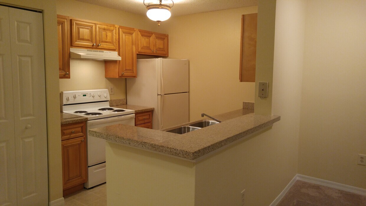 1949 Summer Club Dr Unit 301, Oviedo, FL 32765 Condo for Rent in