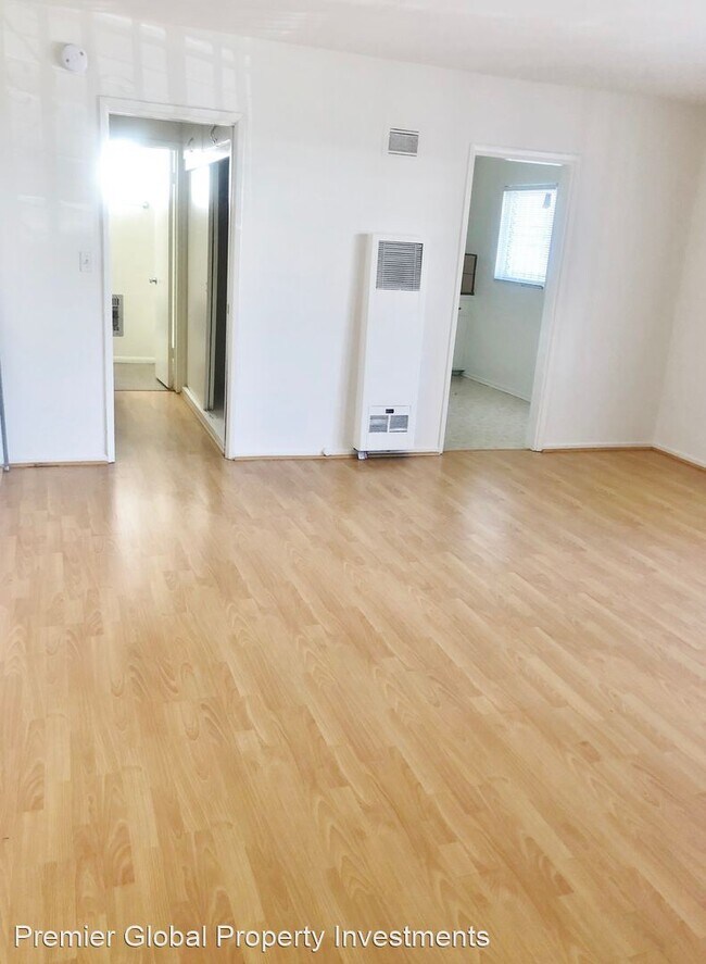 Foto del edificio - 1042-1044 N Stanley Ave