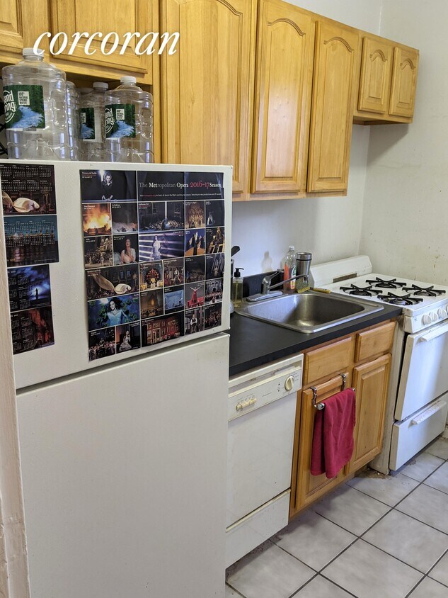 Foto del edificio - 355 E 88th St